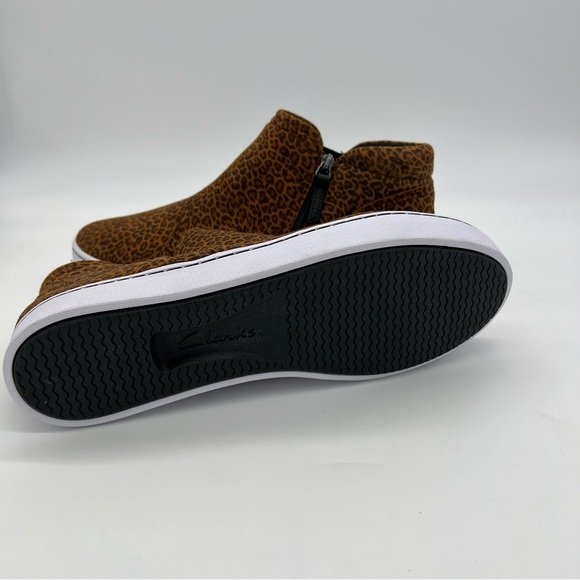 Clarks Pawley Adwin Suede Hi-Top Sneaker - Picture 9 of 9